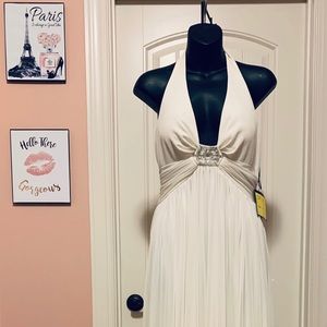 Beautiful, ivory, chiffon formal gown